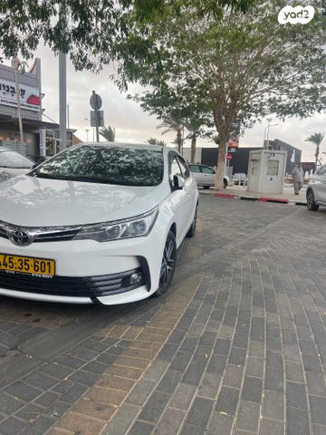 מודעת רכב טויוטה קורולה