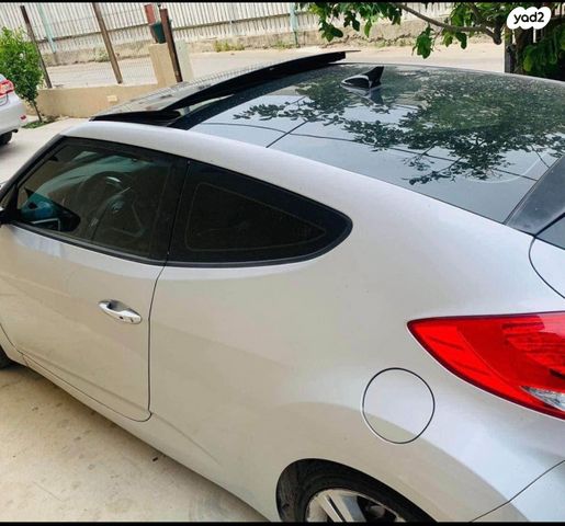 יונדאי ולוסטר