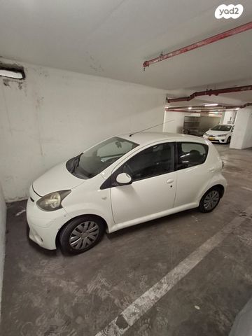 מודעת רכב טויוטה אייגו