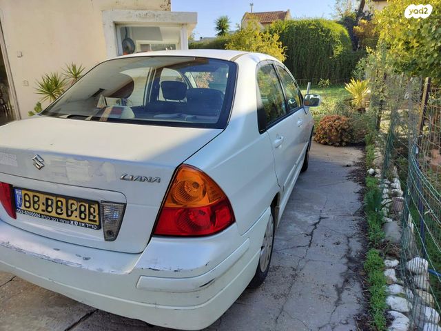 סוזוקי ליאנה