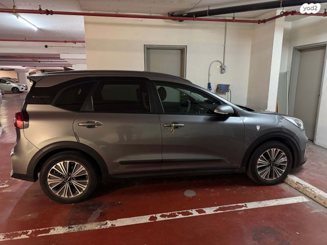 קיה נירו פלוס