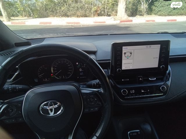 טויוטה קורולה