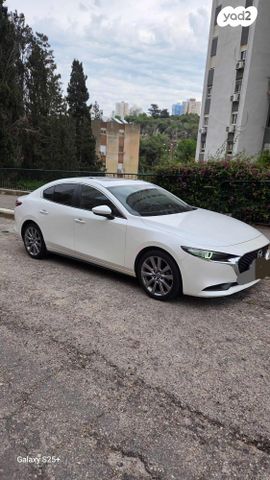 מודעת רכב מאזדה 3