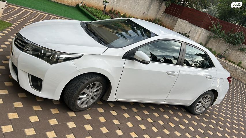 מודעת רכב טויוטה קורולה