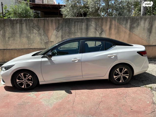 ניסאן סנטרה