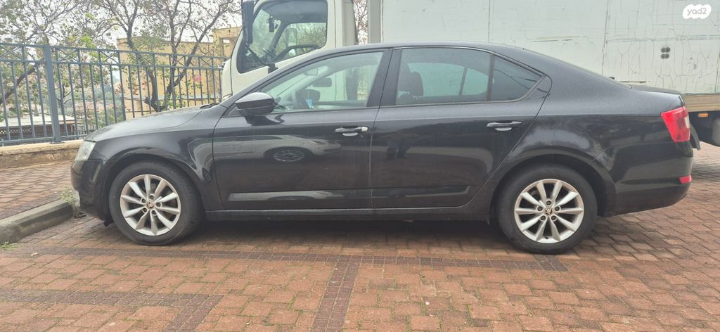 סקודה אוקטביה