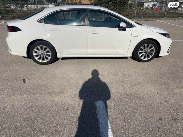 טויוטה קורולה