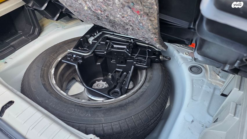 טויוטה פריוס