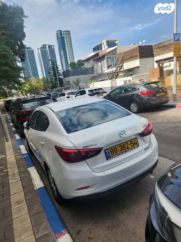 מודעת רכב מאזדה 2