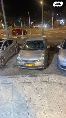 טויוטה פריוס