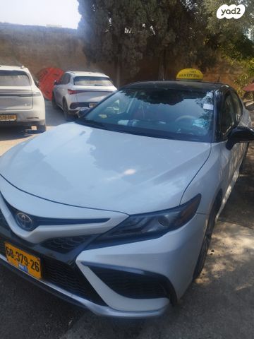 טויוטה קאמרי