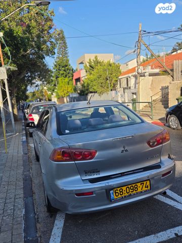 מודעת רכב מיצובישי לנסר