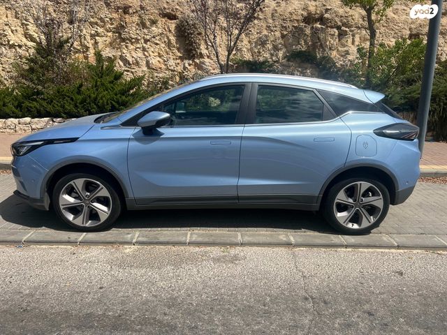 ג׳ילי Geometry C