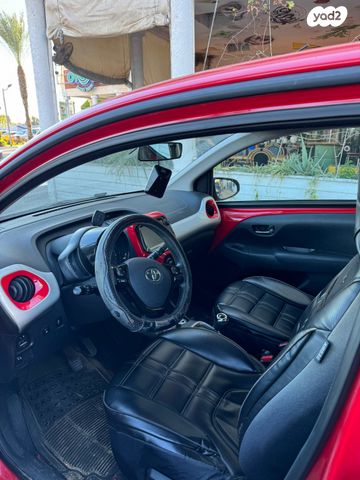 מודעת רכב טויוטה אייגו