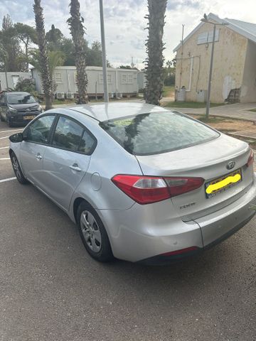 מודעת רכב קיה פורטה 