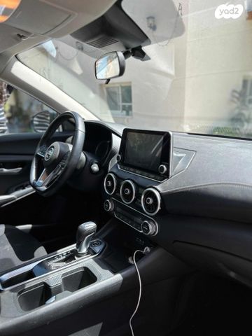 ניסאן סנטרה