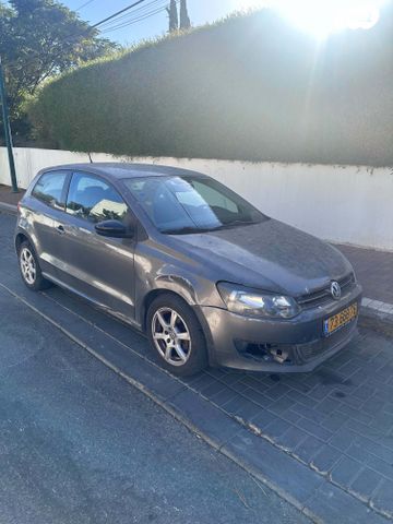 פולקסווגן פולו 