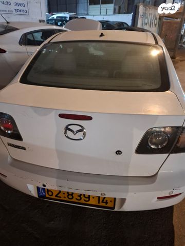מאזדה 3