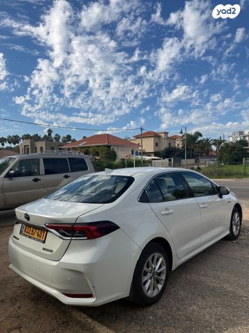 טויוטה קורולה
