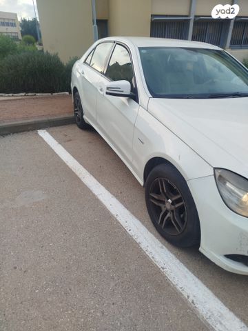 מודעת רכב מרצדס-בנץ E-class