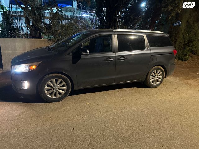 מודעת רכב קיה קרניבל