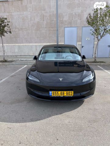 טסלה מודל 3