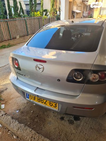 מודעת רכב מאזדה 3