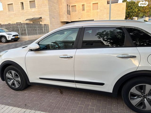 מודעת רכב קיה נירו