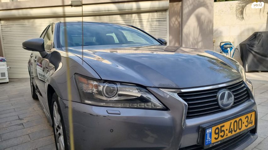 לקסוס GS