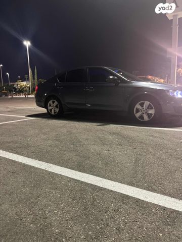 סקודה אוקטביה