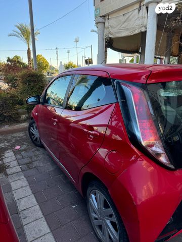 טויוטה אייגו