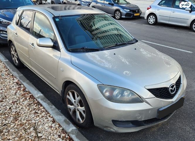 מודעת רכב מאזדה 3