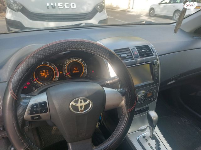 טויוטה קורולה