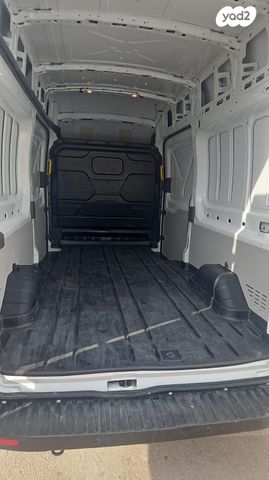 מודעת רכב פורד טרנזיט