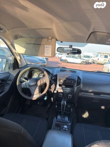 איסוזו די-מקס