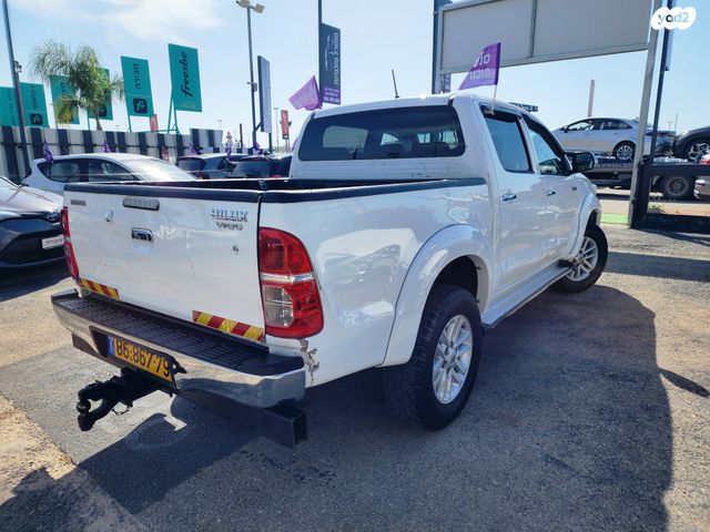 טויוטה היילקס