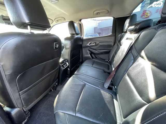 איסוזו די-מקס