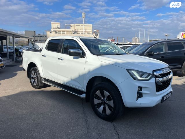 איסוזו די-מקס