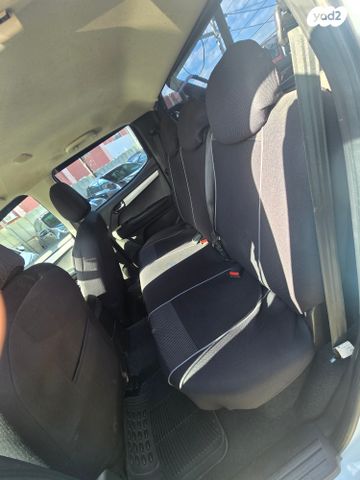 איסוזו די-מקס