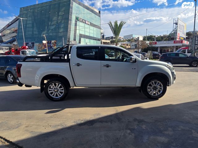 מודעת רכב איסוזו די-מקס