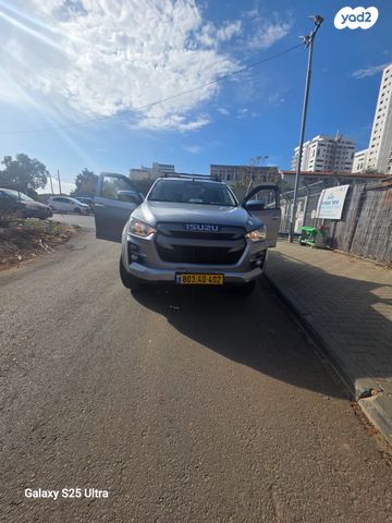 מודעת רכב איסוזו די-מקס
