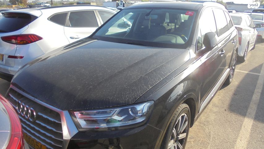 מודעת רכב אאודי Q7
