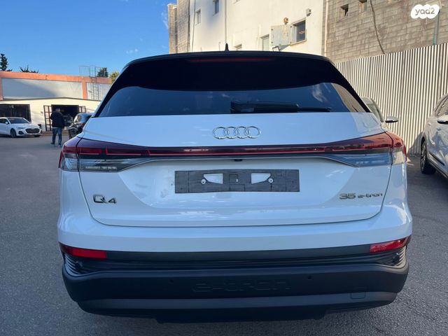 אאודי Q4 e-tron