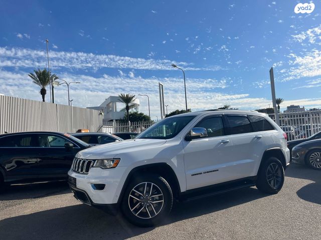 מודעת רכב ג'יפ גרנד צ'ירוקי