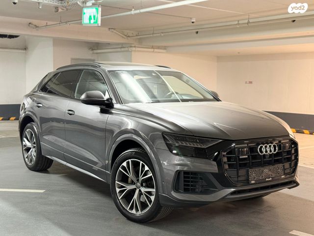 אאודי Q8