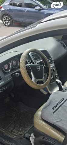 וולוו XC60