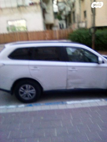 מיצובישי אאוטלנדר