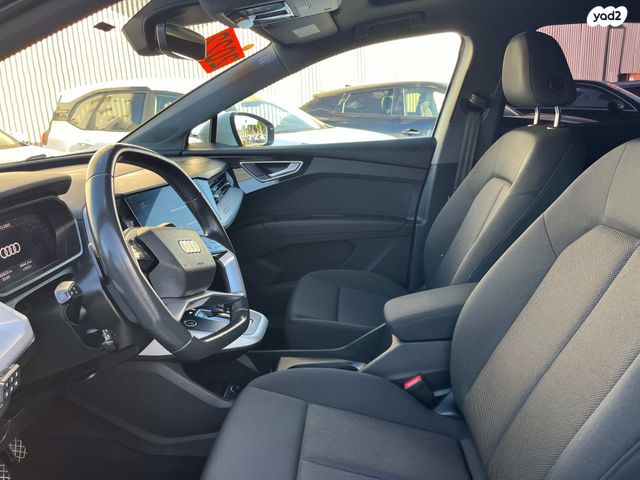 אאודי Q4 e-tron