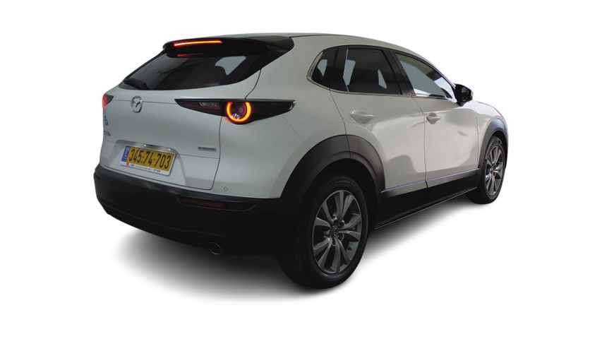 מודעת רכב מאזדה CX-30