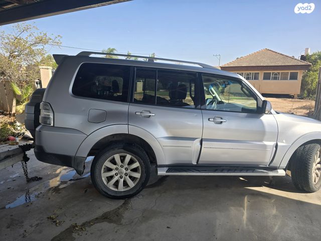 מודעת רכב מיצובישי פג'רו